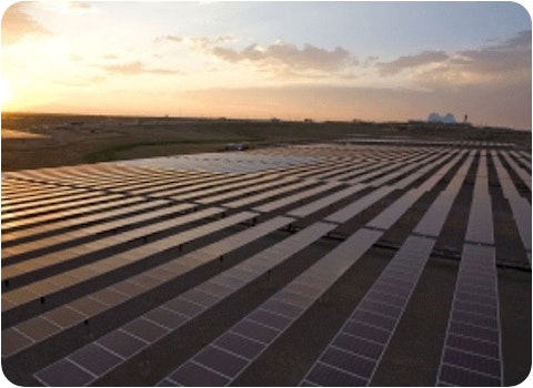 nyngan solar farm at sunset
